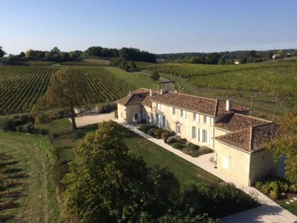 View on the Manoir d'Astrée  B&B Manoir d'Astrée Bordeaux Saint Emilion