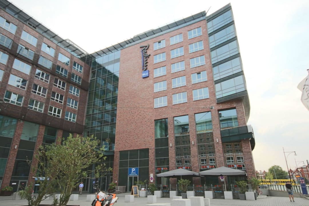 Ansicht von der Kuhstraße ScanHotels City Rostock