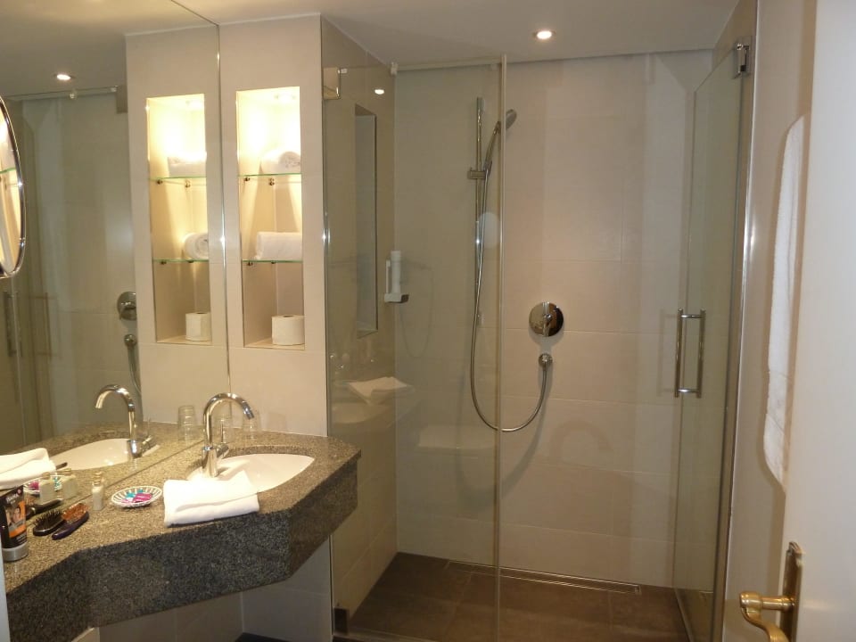 Modernes Bad Hotel Villa Carlton