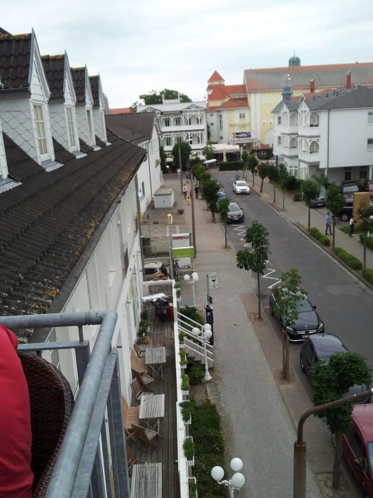 Richtung Kurhaus - Keine Holzbalkone vorhanden! Rujana Ferienwohnungen - Altes Postamt