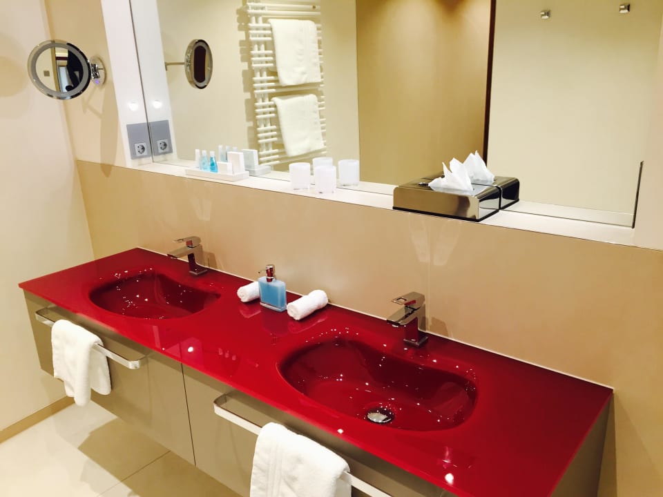 Waschbecken Standardzimmer Schwitzer's Hotel am Park