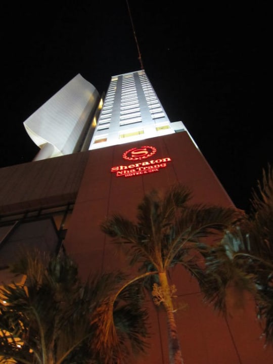 Bei Nacht Sheraton Nha Trang Hotel & Spa
