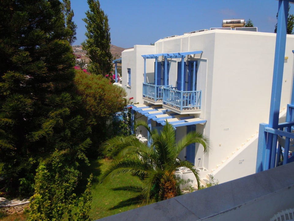 Hotelflügel vom Balkon aus Hotel Panorama