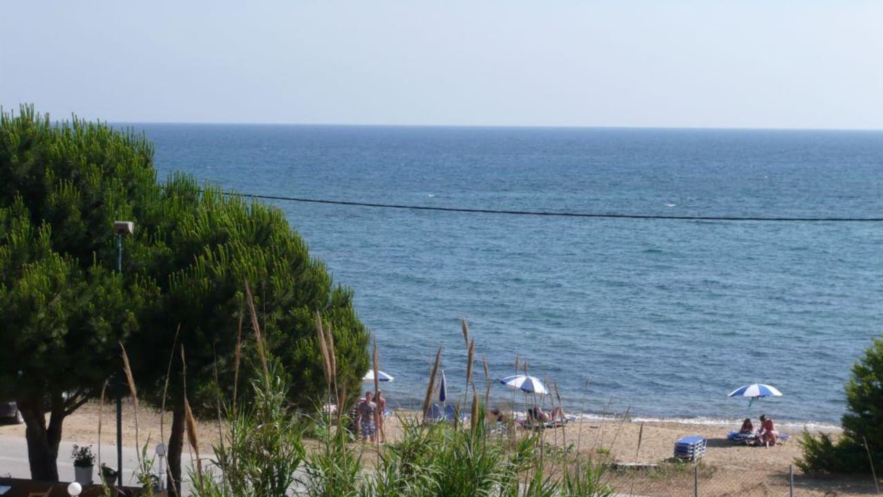 Seitlicher Meerblick vom Balkon Sandy Beach Resort