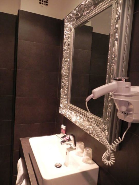 Bad winzig Hotel La Villa Nice Promenade