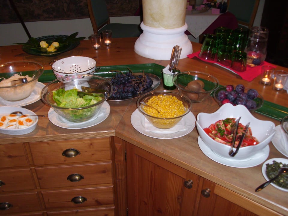 Das Salatbuffet zum Abendessen Hotel Garni Sonnleitn