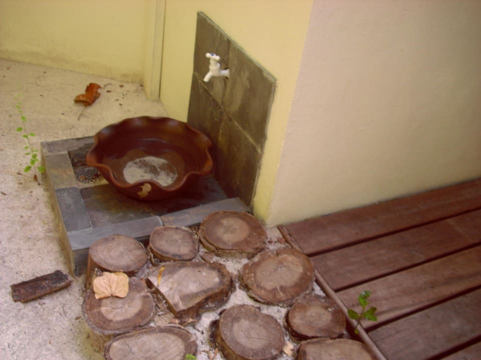 Wasserschüssel zum Sand abspülen NH Collection Maldives Reethi Resort