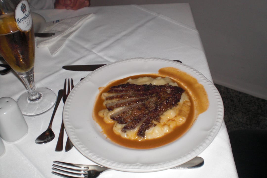 Rinderleber mit Apfel-Kartoffelpüree an Zimtsauce Hotel Kos Palace