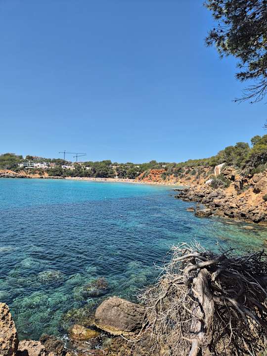 Strand Cala Llenya Resort Ibiza