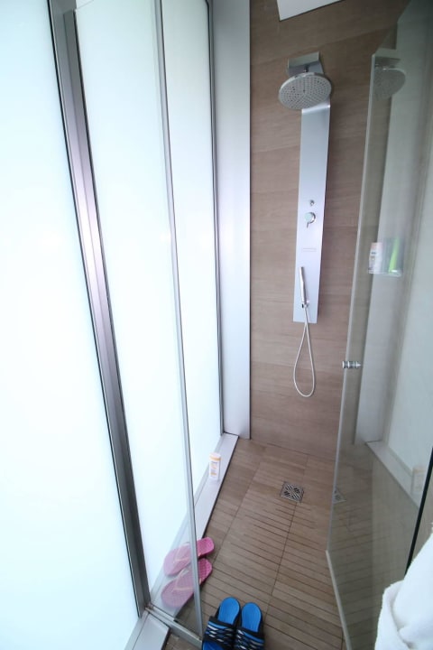 Moderne Dusche Hotel Le Palme