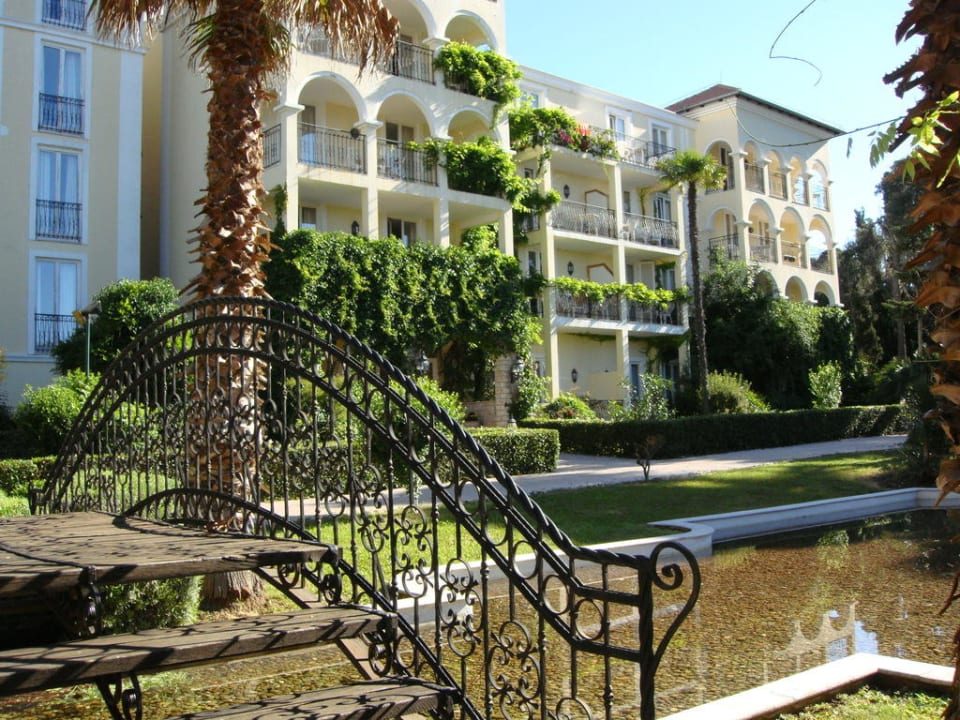 Nebengebäude mit Hotelzimmern Maistra Select Island Hotel Katarina