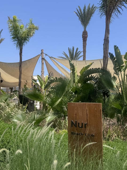 Gartenanlage Serry Beach Resort