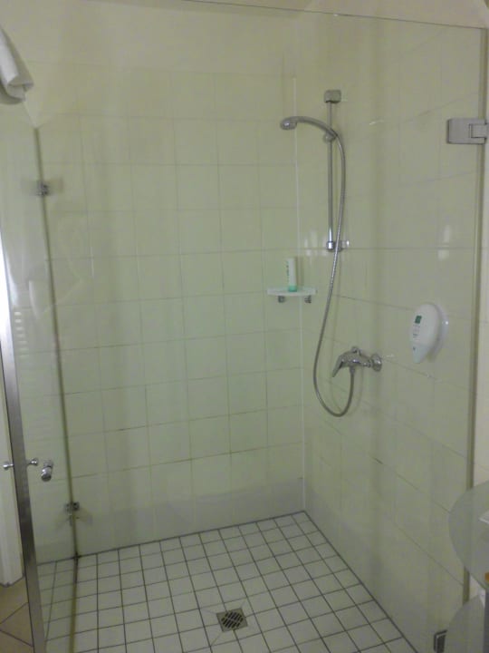 Duschkabine Hotel Wyndham Garden Quedlinburg Stadtschloss