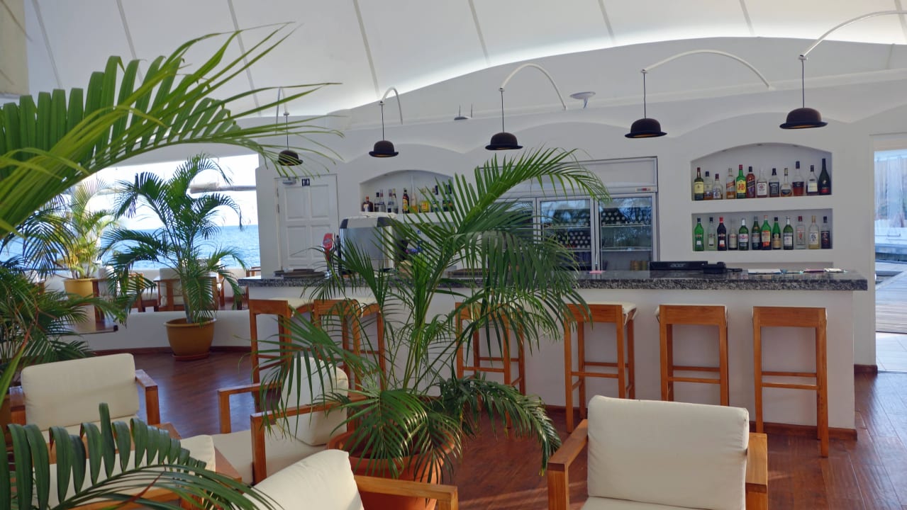 Bar Safari Island Maldives