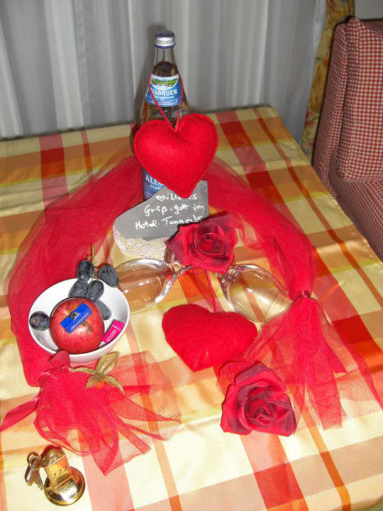 Geschmückter Tisch Hotel Tanneck