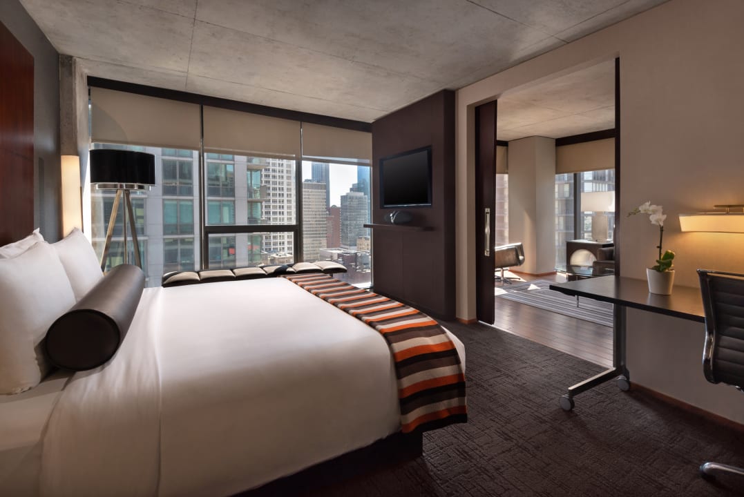 Zimmer Eurostars Magnificent Mile