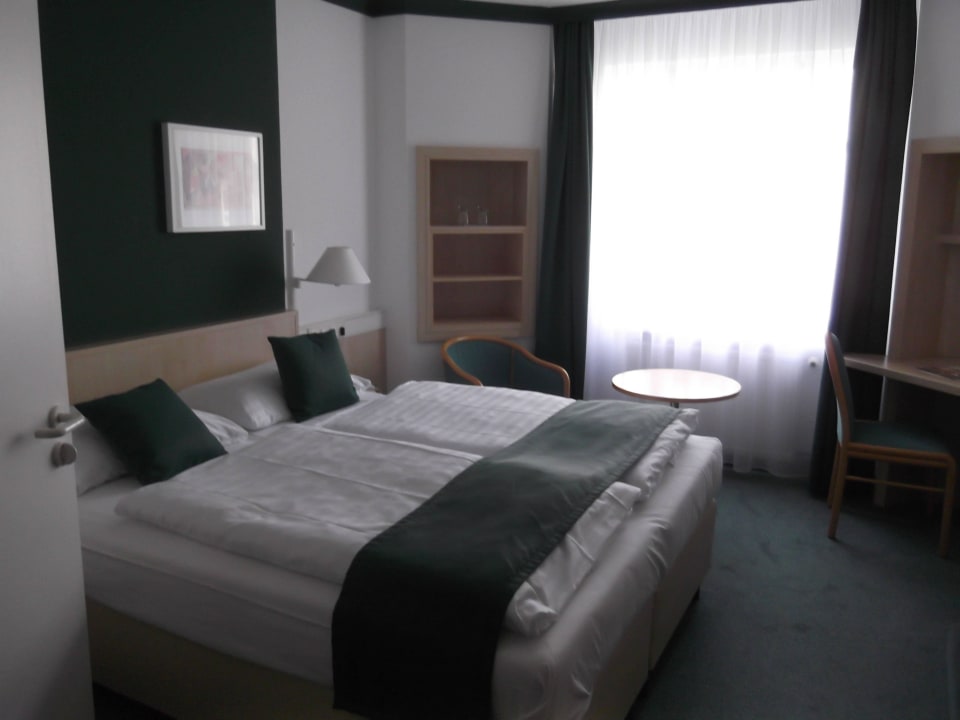 Zimmer 15 m' Hotel Kaiserin Augusta