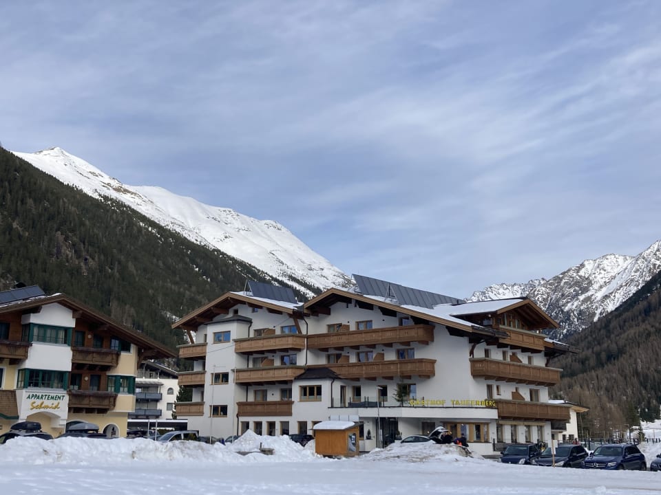 Außenansicht Hotel Tauferberg