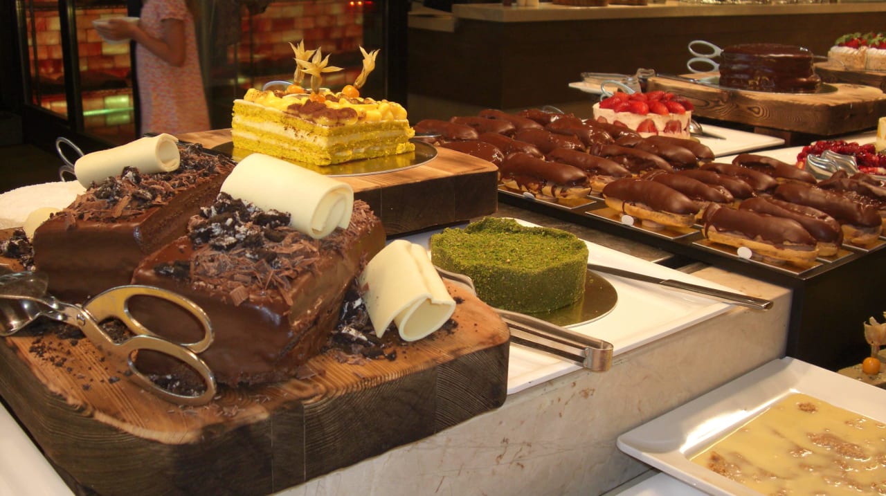 Dessert Hillside Beach Club