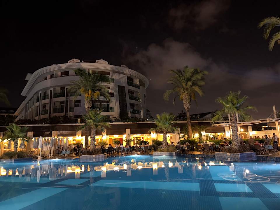 Außenansicht Sunis Evren Beach Resort Hotel & Spa