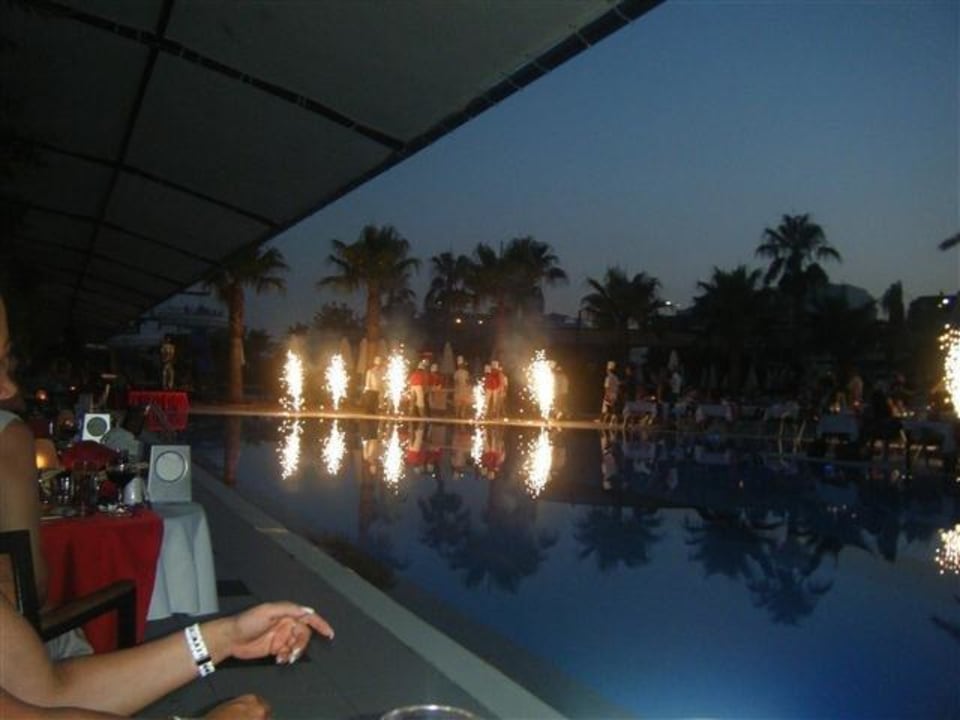 Galaabend Hane Family Resort