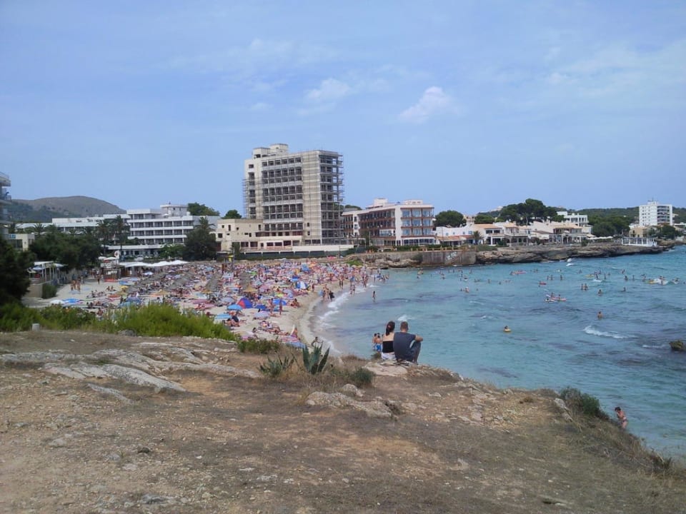 Hinter dem alten Son Mol Hotel ist das Clumba Hotel Clumba