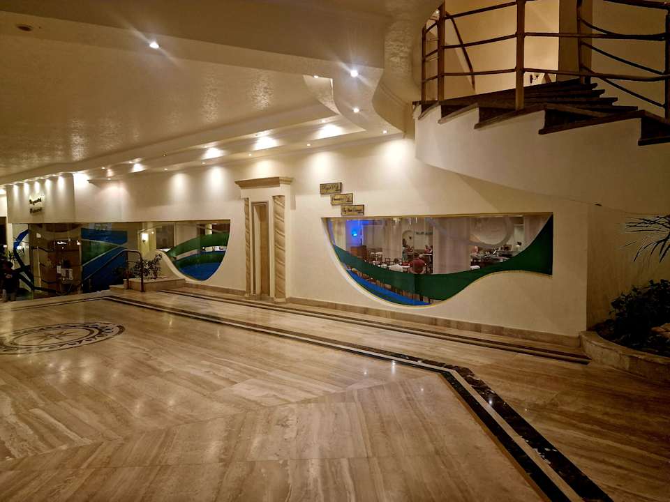 Lobby Coral Hills Resorts & SPA