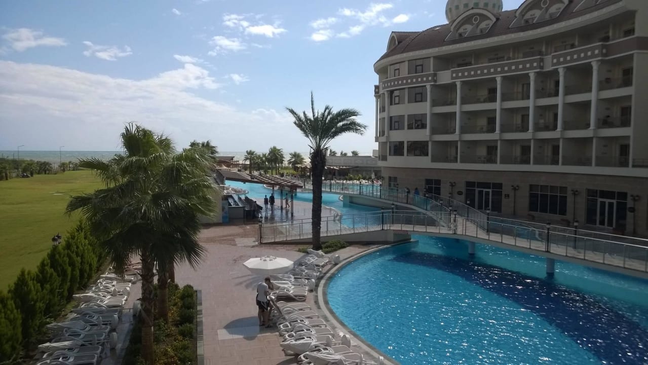Ausblick zum Strand Kirman Belazur Resort & Spa
