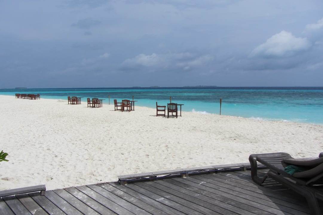 Strand Kuredu Island Resort & Spa