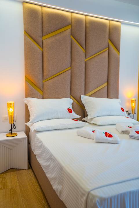 Zimmer Adam & Eve Suites