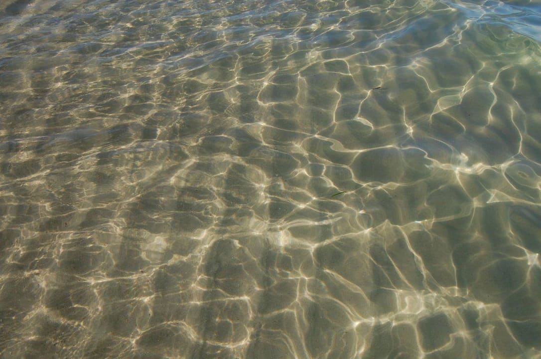 klares Wasser Hotel Nesrine