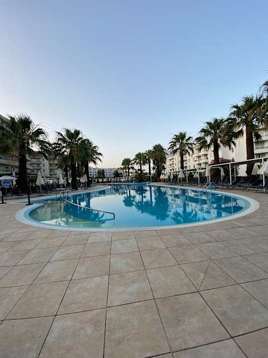 Pool allsun App.-Hotel Orient Beach