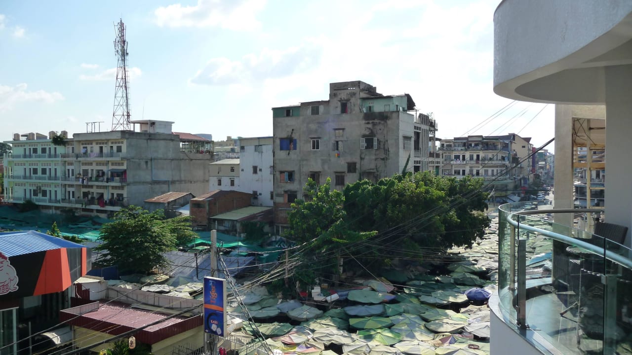 Blick vom Balkon Harmony Phnom Penh Hotel
