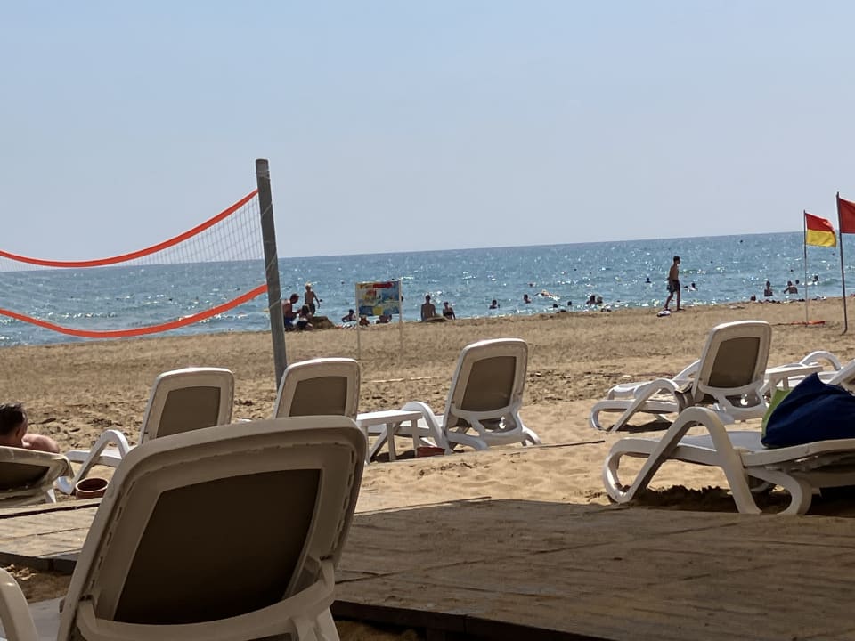 Strand Mary Hotel Side