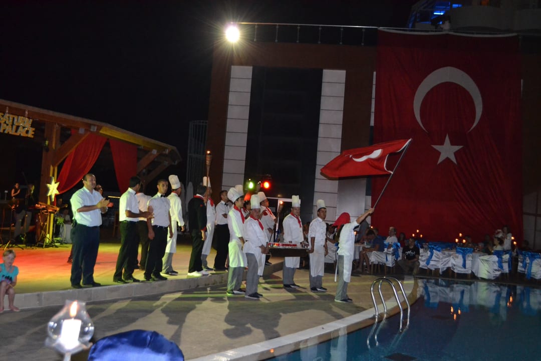 Gala Abend Saturn Palace Resort Hotel