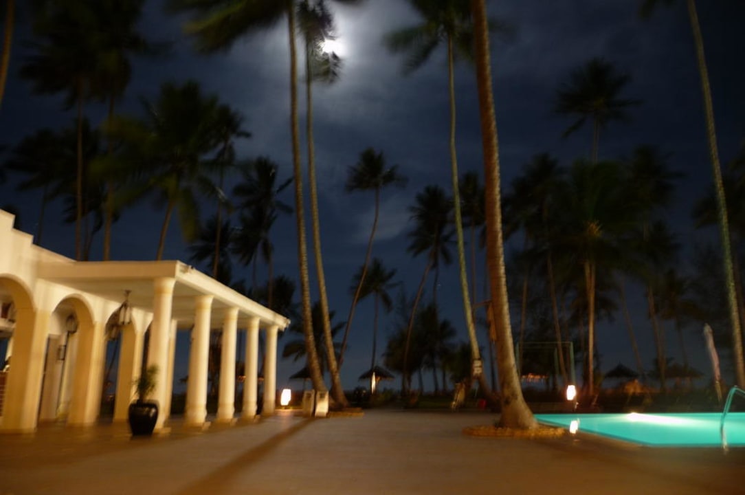 Bar @ Night TUI Blue Bahari Zanzibar
