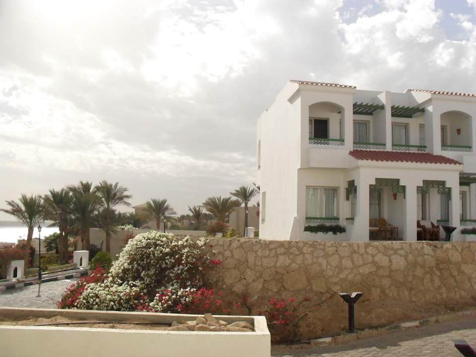 Wygląd zewnętrzny Coral Beach Resort Montazah