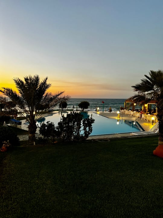 Pool Hotel Ariadne Beach