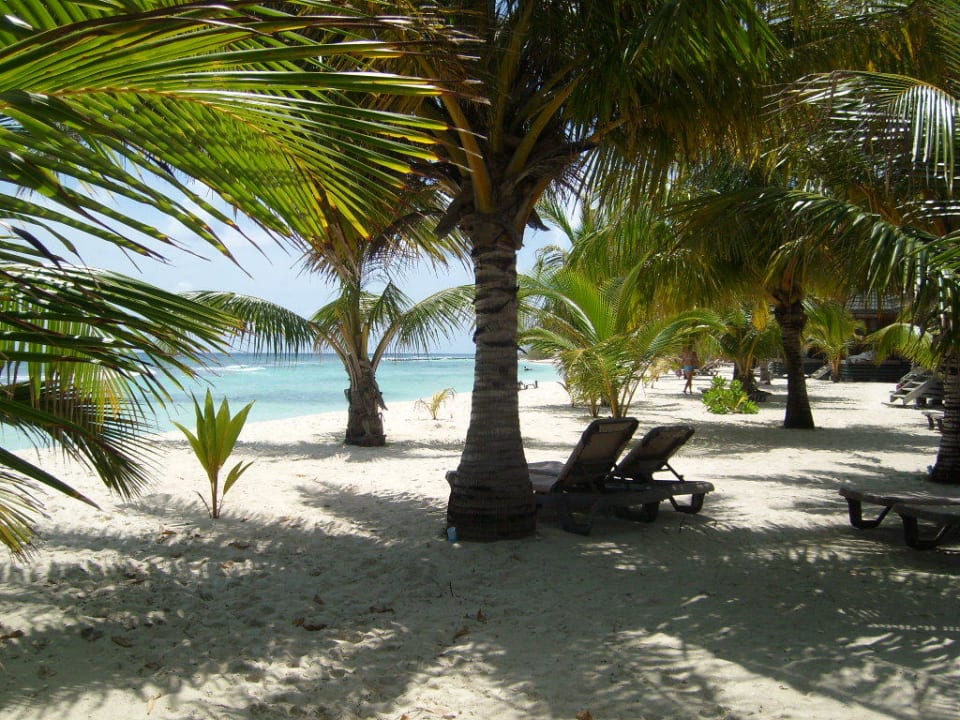 Strand Kuredu Island Resort & Spa