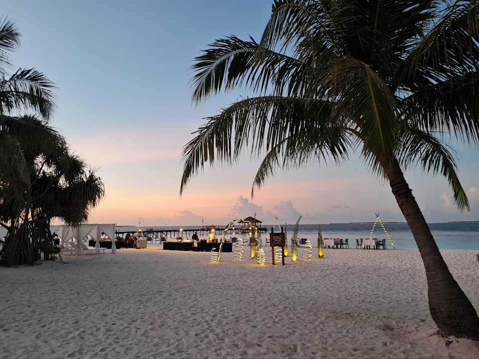 Strand Adaaran Select Meedhupparu Island Resort - Premium All Inclusive