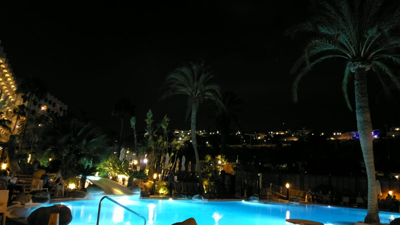 Pool Corallium Beach by Lopesan Hotels - Adults only