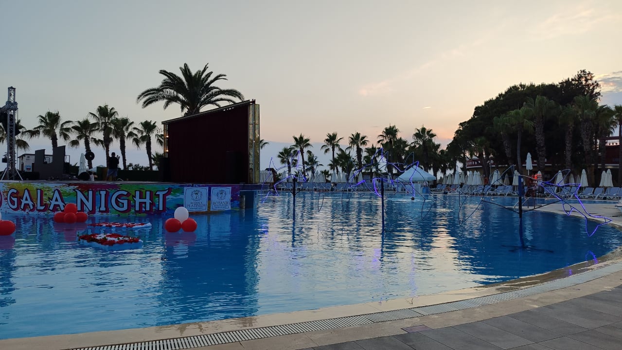 Pool Botanik Hotel & Resort