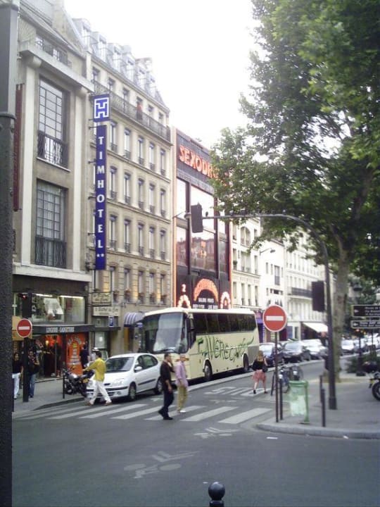 Timhotel von Außen! Mercure Paris Pigalle Sacre Coeur