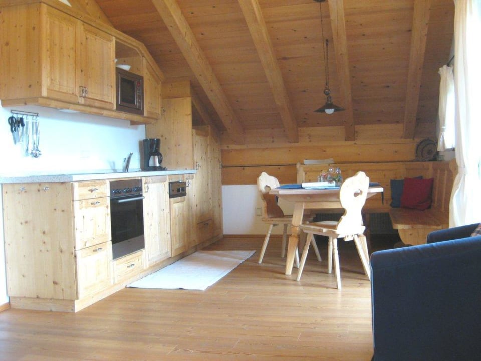 Ferienwohnung 4 Essbereich Landhaus Bärnbichl