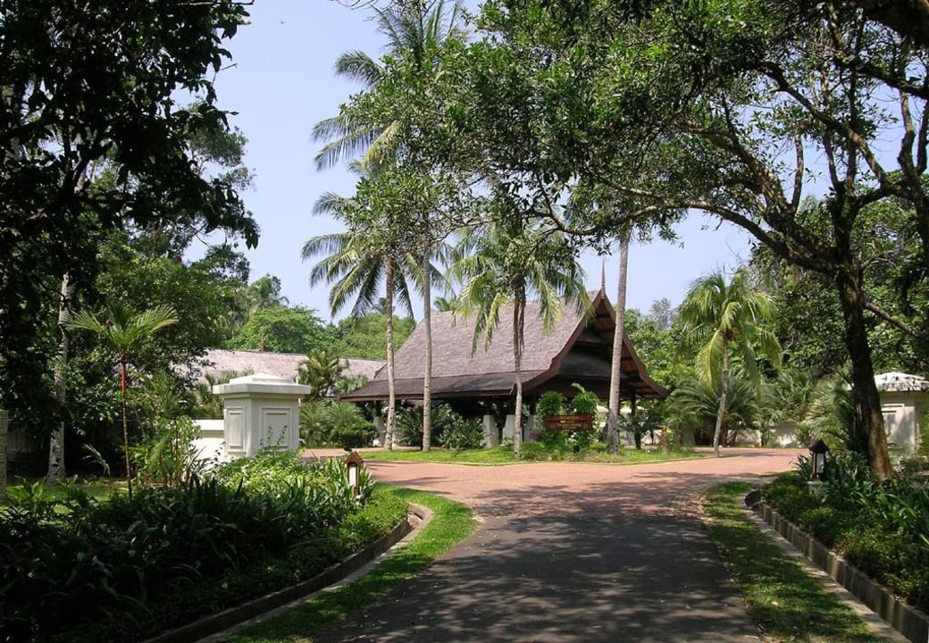 Zufahrt zum Resort Hotel Tanjong Jara Resort