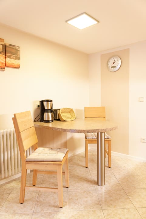 Esstisch in der Küche Ferienwohnung Schwarzwaldsteig