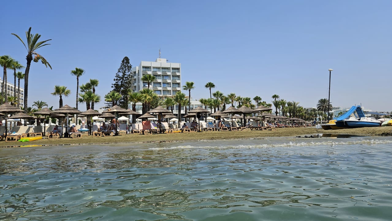 Außenansicht The Golden Bay Beach Hotel