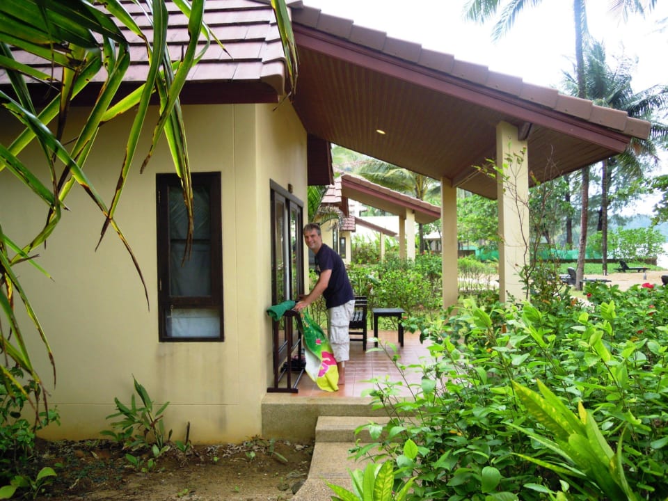 Beachfrontbunglow Hotel Nang Thong Beach Resort 2