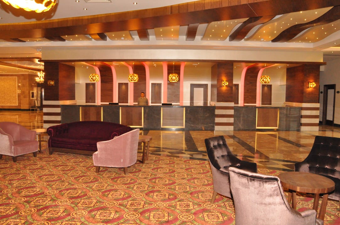 Reception Dizalya Palm Garden