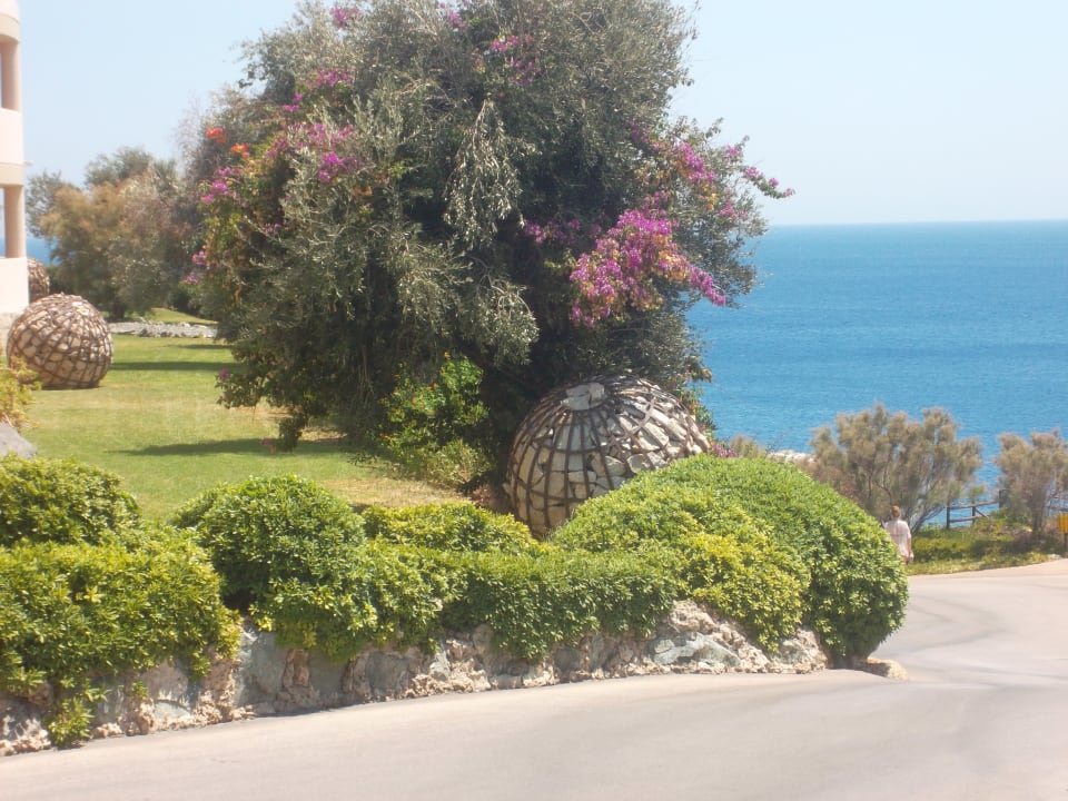 Gartenanlage Hotel Kalithea Horizon Royal